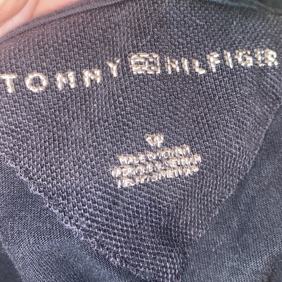 Black Tommy Hilfiger plain t-shirt size s in men’s - Picture 2 of 2